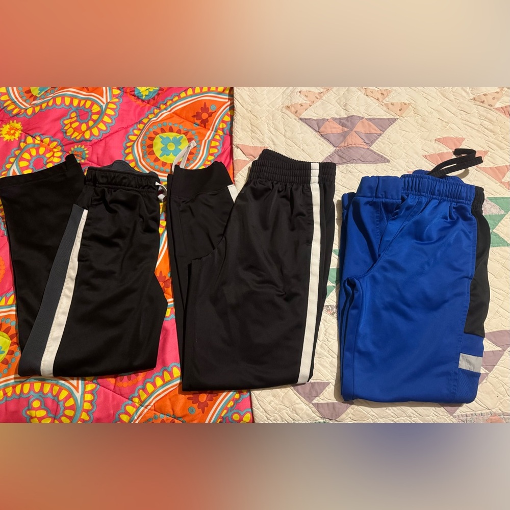 Athletic Works Black and Blue Sweatpants Relaxed Fit Joggers